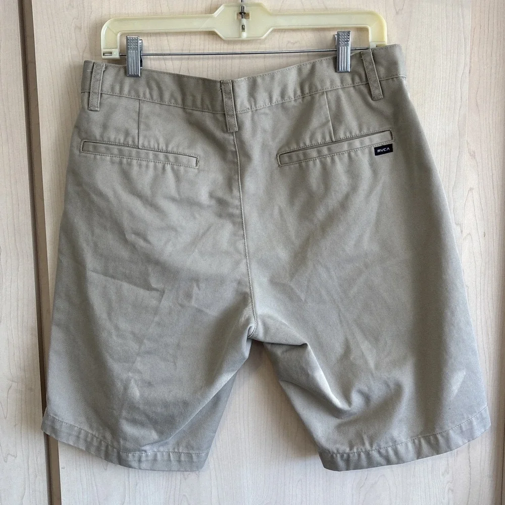 RVCA The Weekend Chino Shorts Beige Rugged Skateboard Flat‎ Mens Size 32